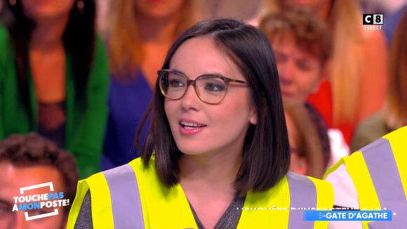 Agathe Auproux choquée par "la violence des réactions" sur sa robe, elle pousse un coup de gueule