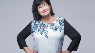 Mort de Maurane : Cyril Hanouna, Cristina Cordula... les stars lui rendent hommage