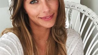 Camille Cerf assume sa cellulite dans The Island Célébrités et réplique face aux critiques
