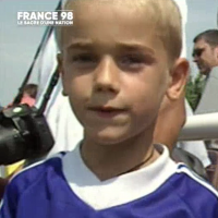Quand Antoine Griezmann, 7 ans, partait à la chasse aux autographes auprès des Bleus