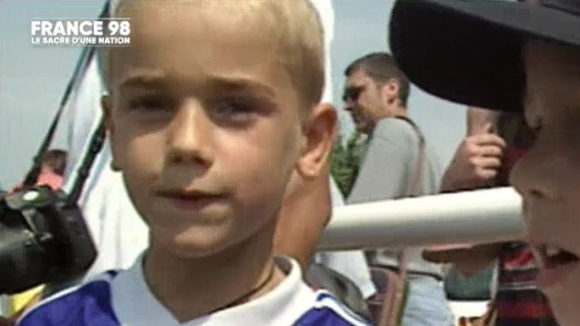 Quand Antoine Griezmann, 7 ans, partait à la chasse aux autographes auprès des Bleus