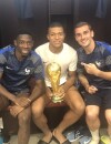 Coupe du monde 2018 : Antoine Griezmann, Kylian Mbappé et Ousmane Dembélé célèbrent leur victoire