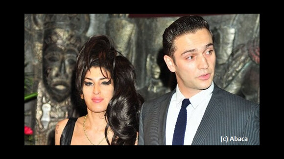 Amy Winehouse ... Son nouveau mec la trompe déjà