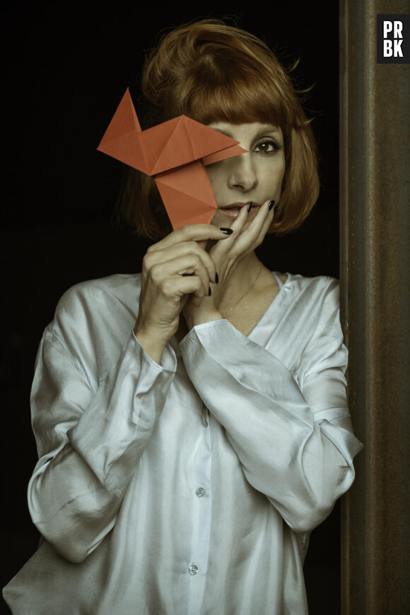 La Casa de Papel saison 3 : Najwa Nimri se glissera dans la peau d'Alicia, une femme qui maîtrise étonnament l'art de l'origamie comme le Professeur