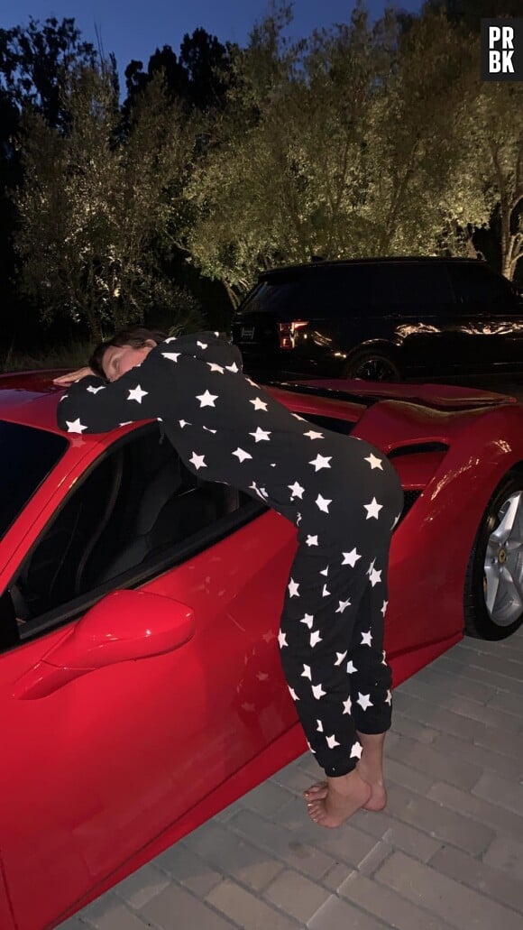 Kris Jenner gâtée par sa fille Kylie Jenner : elle lui a offert une Ferrari en cadeau d'anniversaire !