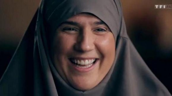 Diam's : des proches de l'ex rappeuse sauvés des flammes par des jeunes, elle les remercie