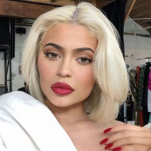 Kylie Jenner devient la 5ème star américaine la plus riche au monde !