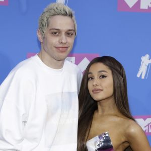 Pete Davidson cité dans "Thank U, Next" d'Ariana Grande : il réagit avec humour