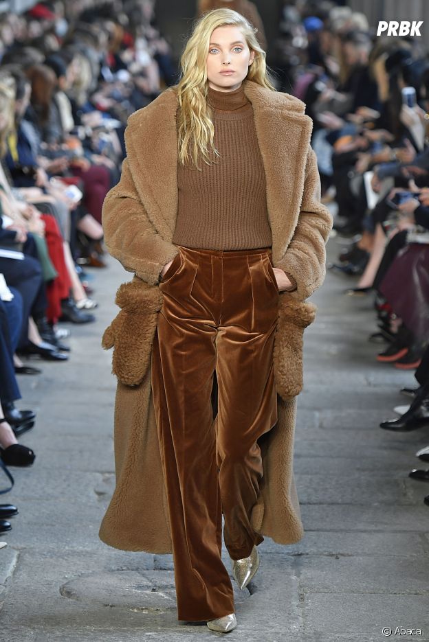 La tendance du manteau "nounours" sur le défilé Max Mara.