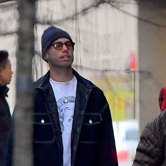 Ariana Grande en compagnie de Ricky Alvarez dans les rues de New York