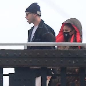 Ariana Grande en compagnie de Ricky Alvarez dans les rues de New York