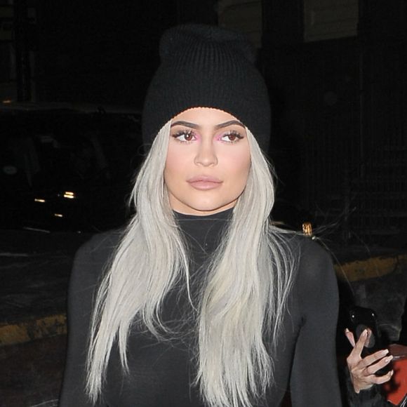 Kylie Jenner : Comment avoir des lèvres aussi pulpeuses que la star, mais sans chirurgie esthétique ?