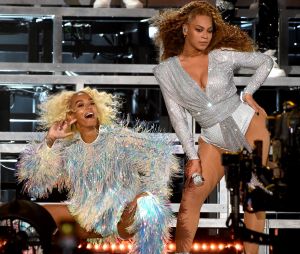 Beyoncé star d'un documentaire sur Netflix : découvrez la bande-annonce de Homecoming : Un film de Beyoncé, sur les coulisses de son concert à Coachella.