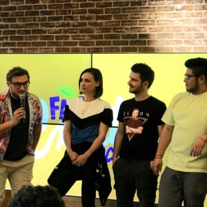 Fanta x You 3 : les coachs Natoo, Amixem, Kevin Tran (Le Rire Jaune) et McFly inaugurent le Fanta Creative Space.