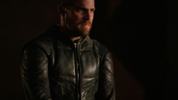 Arrow saison 8 : Oliver en deuil, tous les épisodes liés au futur crossover