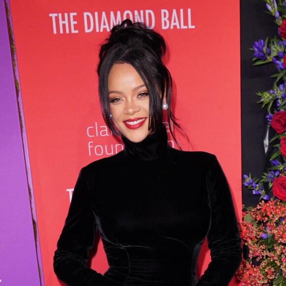 Rihanna sur le tapis rouge du Diamond Ball le 12 septembre 2019