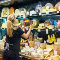 Alerte job de rêve : devenez goûteur de fromages à Paris et faites-vous de l&#039;argent au passage