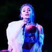 Ariana Grande apprend sa victoire aux NMA 2019 grâce à une fan sur Twitter