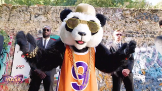 Mask Singer : quelle célébrité est le panda ? Les indices qui dévoilent son identité