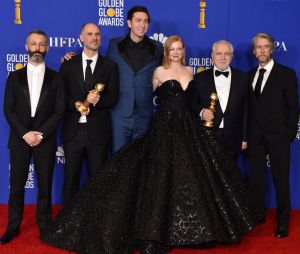 L'équipe de Succession récompensée aux Golden Globes 2020 le 5 janvier à Los Angeles