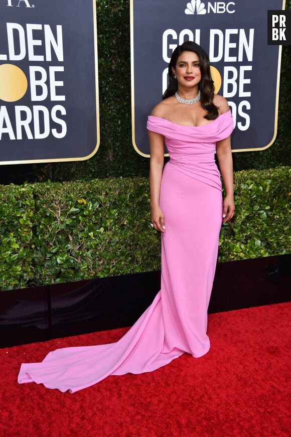 Priyanka Chopra sur le tapis rouge des Golden Globes 2020 le 5 janvier à Los Angeles