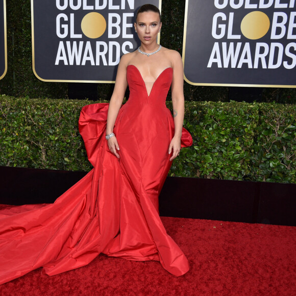 Scarlett Johansson sur le tapis rouge des Golden Globes 2020 le 5 janvier à Los Angeles