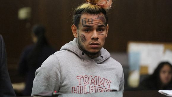 6ix9ine libéré de prison : c'est officiel, il est libéré (et il va pouvoir sortir des sons)