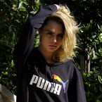 Cara Delevingne pour Puma : une collab colorée et engagée pour le mois des fiertés