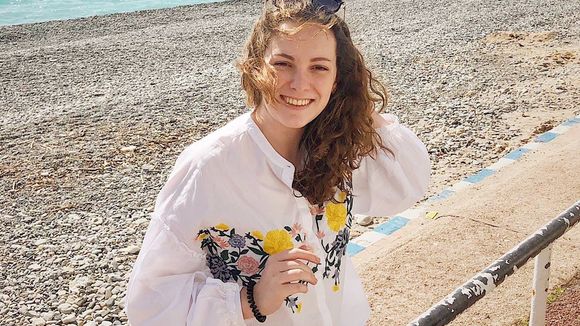 Job d'été de rêve : une étudiante sera payée plus de 6 000€ et aura même une voiture de fonction