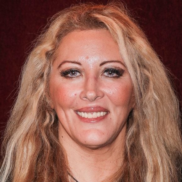 Loana hospitalisée après une "crise de démence" ? Elle aurait ensuite été internée, sa mère est inquiète