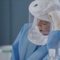 Grey&#039;s Anatomy saison 17 : drames personnels et tensions à l&#039;hôpital dans les premiers épisodes
