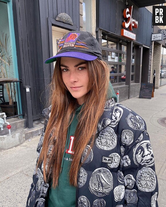 KJ Apa (Riverdale) en couple avec la mannequin Clara Berry : il se confie sur sa chérie française qui lui a appris "quelques phrases" en français