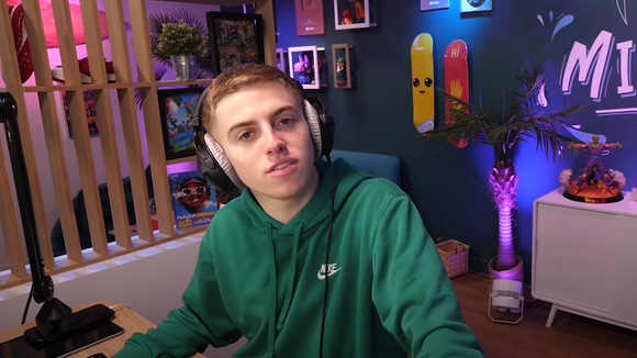 Michou juge la concurrence de TikTok par rapport à Youtube : "c'est une nouvelle vague de créateurs"