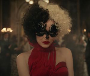 Cruella : Emma Stone plus diabolique que jamais dans la première bande-annonce !