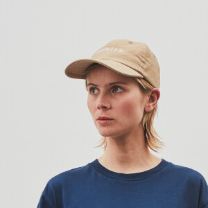 Orelsan et Sébastian Strappazzon dévoilent la nouvelle collection SS21 (printemps-été 2021) d'Avnier, stylée et engagée