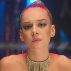 Elite saison 5 : Ester Expósito (Carla) de retour ? Elle répond sans ambiguïté