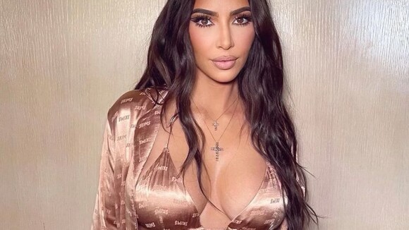 Kim Kardashian en couple avec Maluma ou Van Jones ? Kim K répond dans L'incroyable famille Kardashian