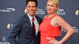 Ioan Gruffudd (Dr Harrow) de nouveau en couple : son ex Alice Evans l'accuse de l'avoir trompée