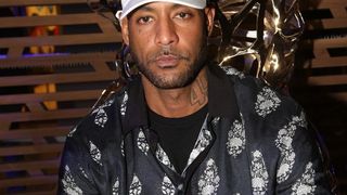 Booba vs Vald : cordon de CRS, retard... L'affrontement évité de justesse !