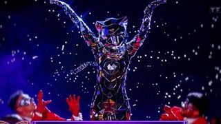 "Ils ont mis le budget cette année" : Mask Singer 4 a révélé sa deuxième star internationale, les internautes valident complètement