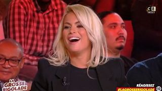 "On dirait qu'elle rage trop sur Carla" : la femme d'un chroniqueur de TPMP jalouse de Carla Moreau ?