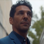 "Elle ne correspond pas à l'idée que j'en avais" : Tomer Sisley déçu par la fin de Balthazar ? L'acteur se confie sur la série de TF1