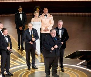 95ème édition de la cérémonie des Oscars à Los Angeles, le 12 mars 2023.  Emily Blunt and Dwayne Johnson present the Oscar for Animated Feature Film to Guillermo del Toro, Mark Gustafson, Gary Ungar and Alex Bulkley during the live ABC telecast of the 95th Oscars at the Dolby Theatre at Ovation Hollywood on Sunday, March 12, 2023, 