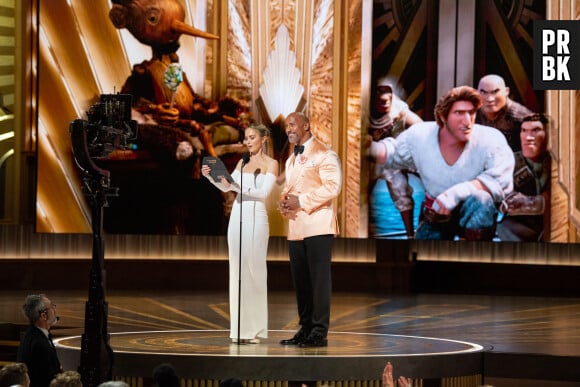 Emily Blunt et Dwayne Johnson à la 95ème édition de la cérémonie des Oscars à Los Angeles, le 12 mars 2023. © AMPAS/Zuma Press/Bestimage  Celebrities at the 95th Annual Academy Awards at the Dolby Theatre. Los Angeles, March 12th, 2023. 