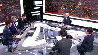 En direct sur CNews, un chroniqueur de Pascal Praud critique l'intelligence des téléspectateurs de la chaine : l'animateur le recadre immédiatement