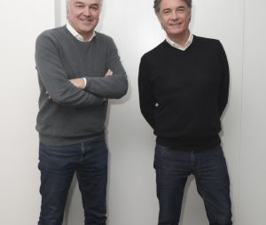 Exclusif - Alain Marschall, Olivier Truchot - Remise du trophée Grandes Gueules Moyen Orient pendant l’émission éponyme présentée par B.Petrover en duplex depuis Tel Aviv à Paris le 15 décembre 2022 - © Jack Tribeca / Bestimage