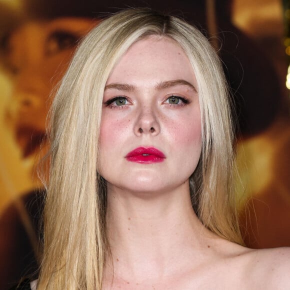 Elle Fanning à la première du film "Babylon" à l'academy Museum of Motion Pictures à Los Angeles, Californie, Etats-Unis, le 15 décembre 2022.