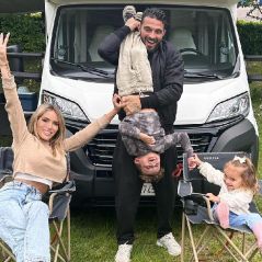 Julien Tanti et Manon Marsault en vacances en camping-car : un détail fait mourir de rire les internautes