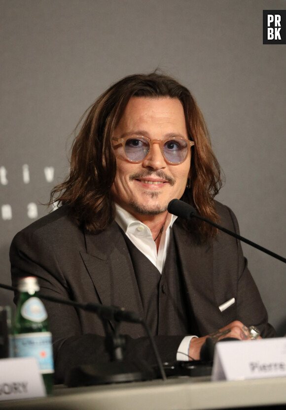 Johnny Depp - Conférence de presse du film "Jeanne du Barry" lors du 76ème Festival International du Film de Cannes. Le 17 mai 2023 © Borde-Jacovides-Moreau / Pool / Bestimage