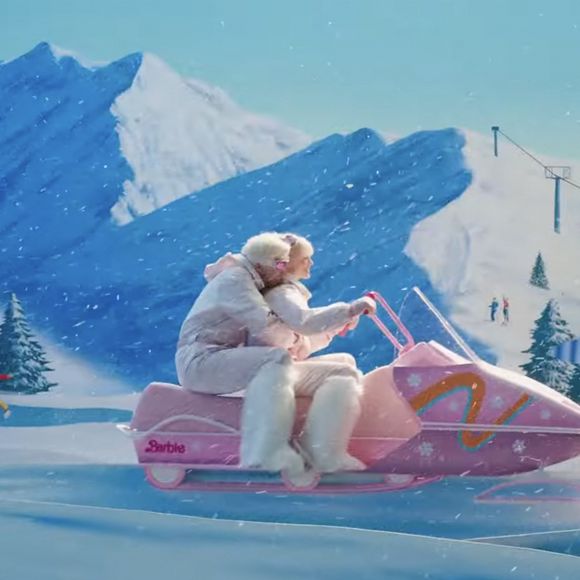 La première bande-annonce complète officielle du prochain film Barbie avec Margot Robbie et Ryan Gosling. © Warner Bros/JLPPA/Bestimage  The official full first trailer for the upcoming live action Barbie film starring Margot Robbie and Ryan Gosling. 